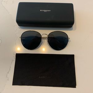 Authentic Givenchy round sunglasses 60mm